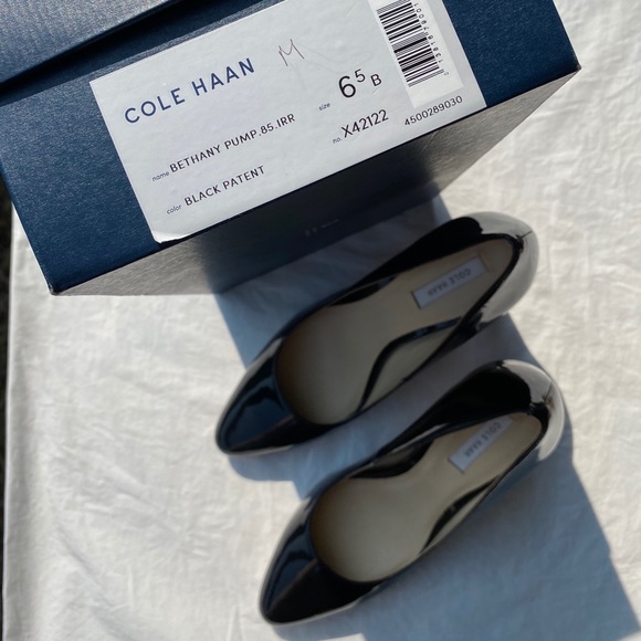 ✨Sold✨ Cole Haan Black Bethany Heels - Picture 12 of 12
